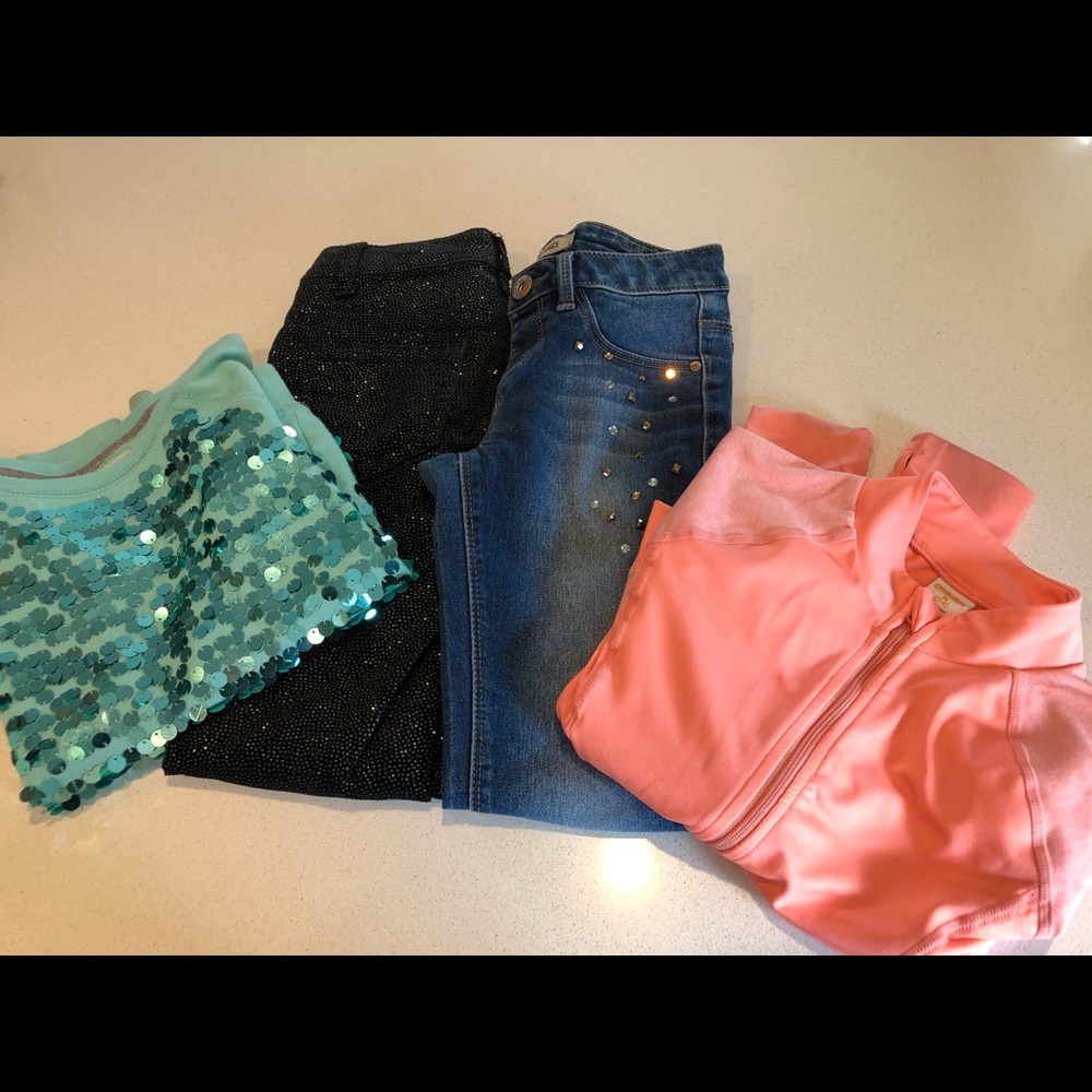 Girls lot black pants 7, jeans 8, tops 7-8,